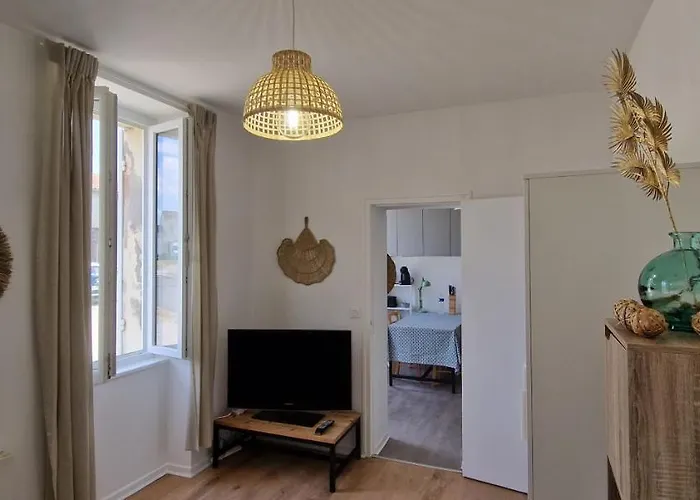 شقة Le Cocon Margalais مارغو-كانتيناك